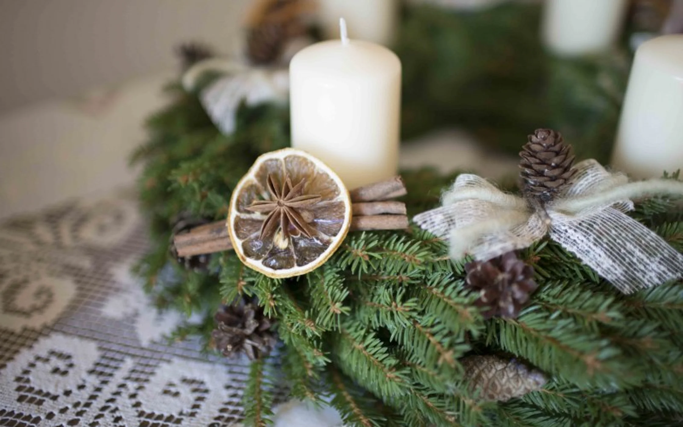 Bild5 Adventskranz_BrigittaTrenkwalderarminhuber_2017 37_800x533.jpg